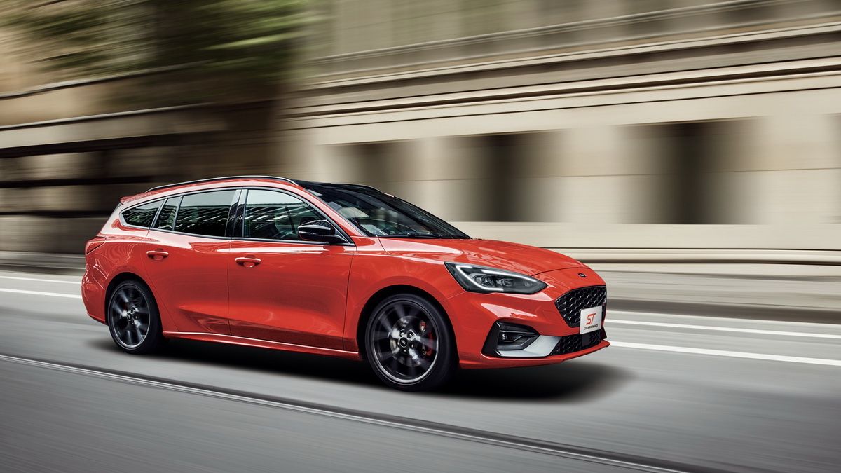 德製高性能旅行車New Ford Focus ST Wagon首批到港