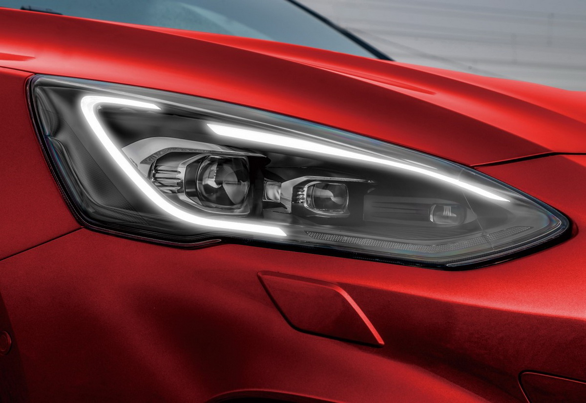 德製高性能旅行車New Ford Focus ST Wagon首批到港