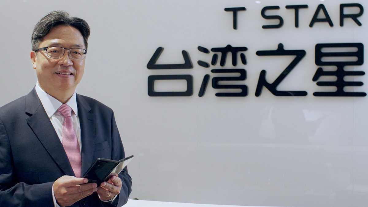 台灣三星電子攜手星宇航空、台灣之星、WeMo Scooter 共同展演行動新「摺」學