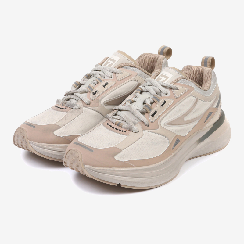 FILA 最新專業跑鞋系列-CURVELET