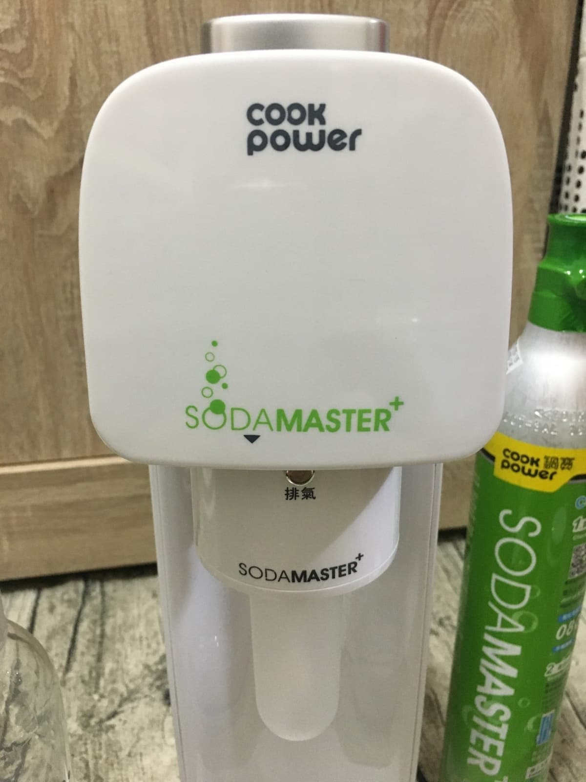 鍋寶SODAMASTER+萬用氣泡水機 開箱