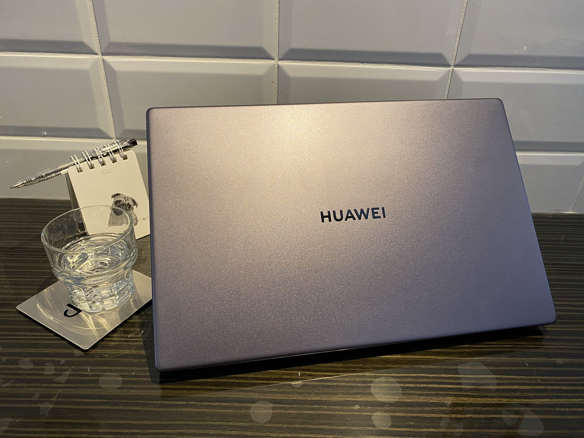 HUAWEI MateBook D14及HUAWEI MateBook D15兩款商務筆電