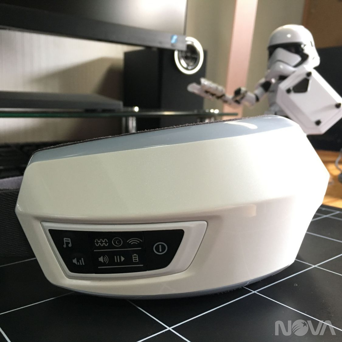 DOCTOR AIR 3D 眼部按摩器 EM-002 開箱分享