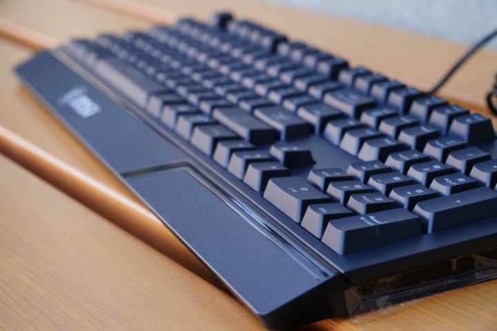 MSI Vigor GK20 電競鍵盤