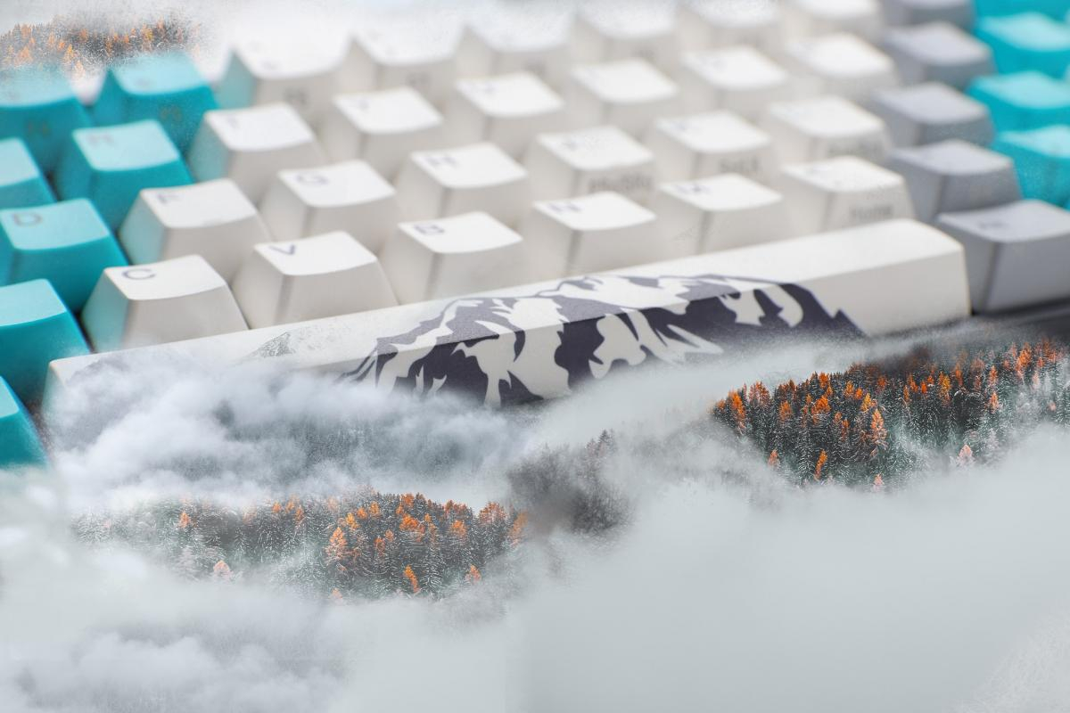 Ducky x Varmilo Miya Pro 山巔鍵盤