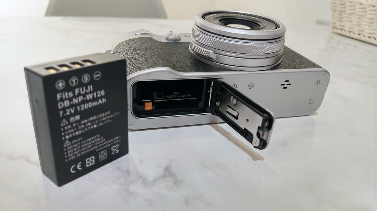 Fujifilm X100V