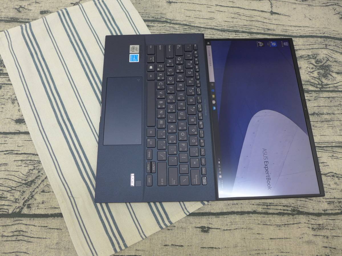 ASUS ExpertBook B9450 商務筆電開箱