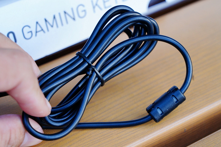 MSI Vigor GK20 電競鍵盤