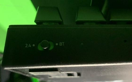 最持久最強RGB的雷蛇黑寡婦V3綠軸開箱