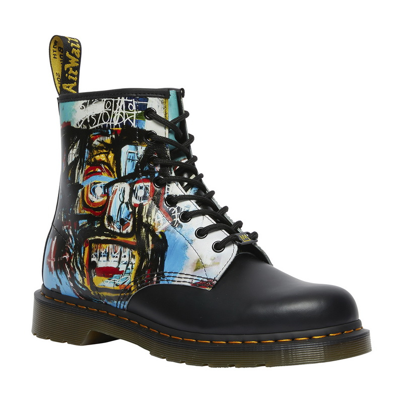 難以被超越！Basquiat神級塗鴉再度化身 Dr. Martens完美外衣