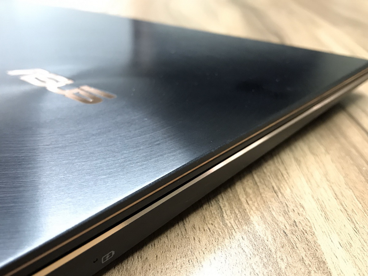 ASUS ZenBook Flip S UX371 全球最薄OLED翻轉筆電 開箱