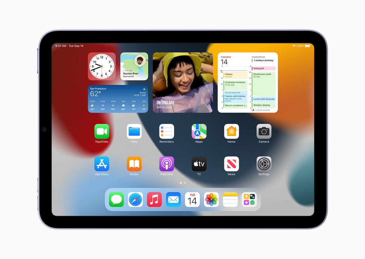 iPadOS 15 為 iPad 加入了更直覺的多工處理使用體驗。