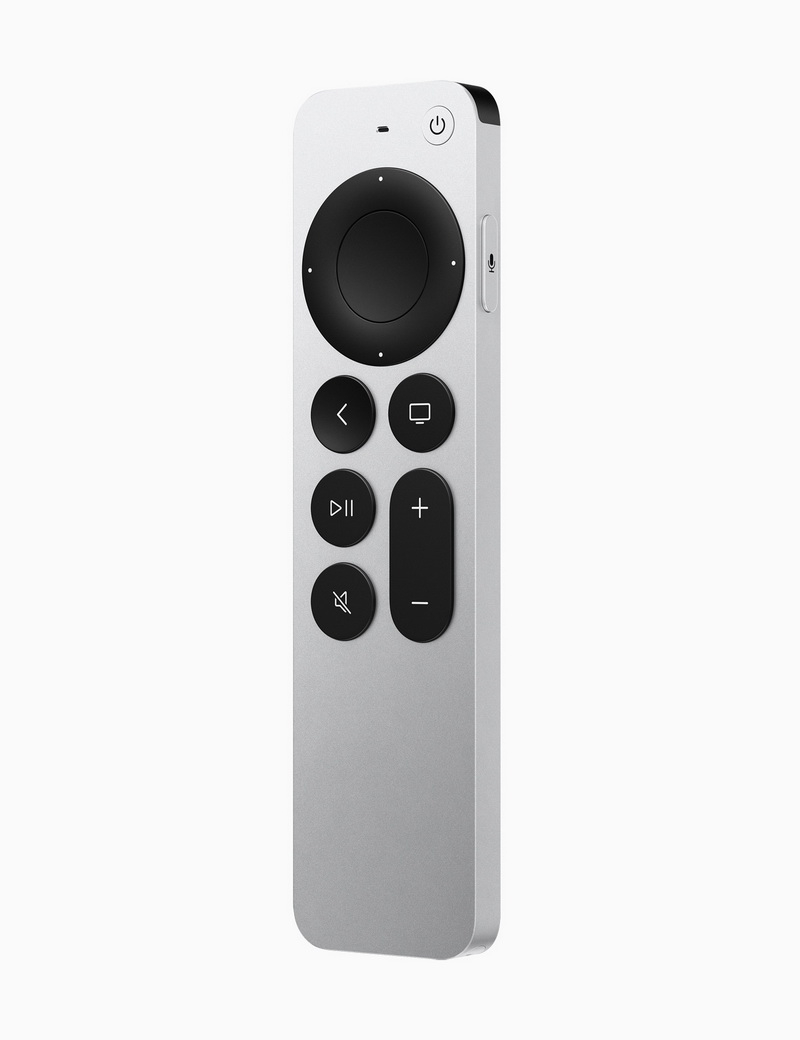 全新的 Siri Remote 的控制方式非常直覺，讓在 Apple TV 上觀賞節目與電影變得更簡單。