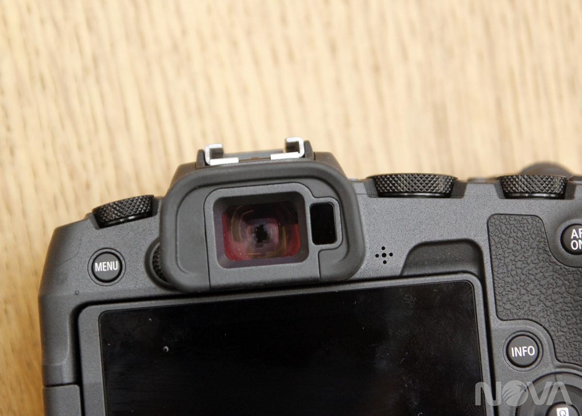 最輕量無反全片幅單眼相機 Canon EOS RP