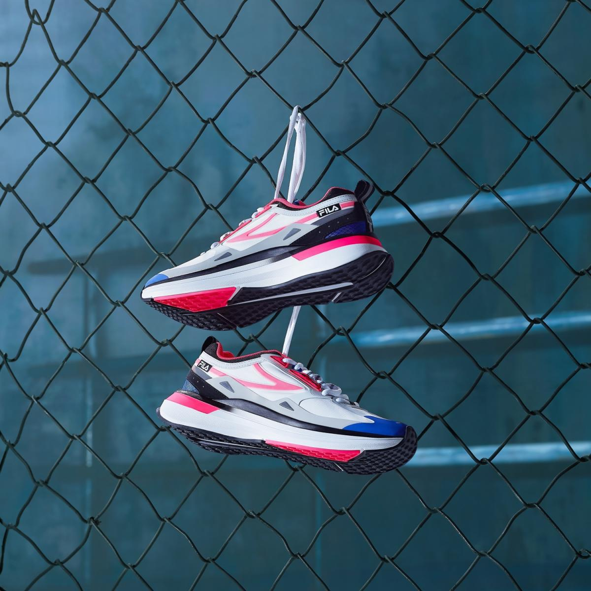 FILA 最新專業跑鞋系列-CURVELET