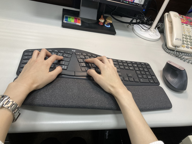 羅技ERGO K860人體工學鍵盤開箱