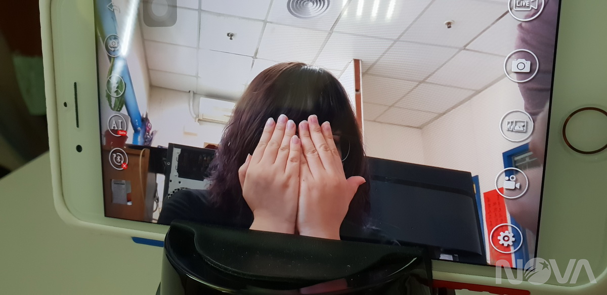 Fiedora拍朵拉-自拍機器人