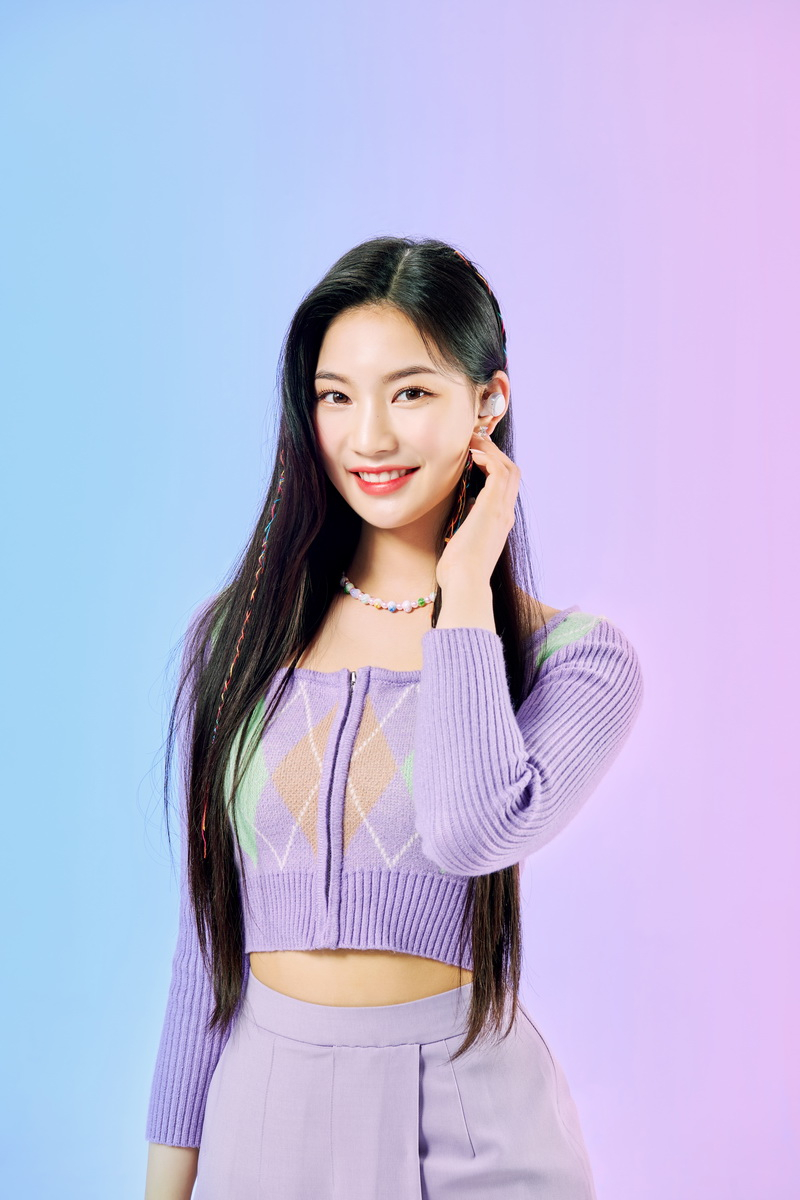 Philips與韓國新星女團STAYC顏值聯乘，推出TAT4556真無線藍牙耳機