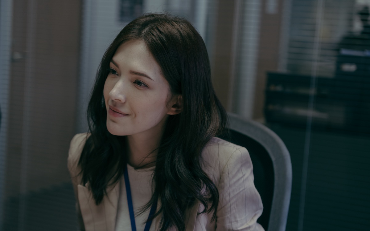 Netflix獨家華語影集《誰是被害者》女神許瑋甯扮嗜血記者搶獨家