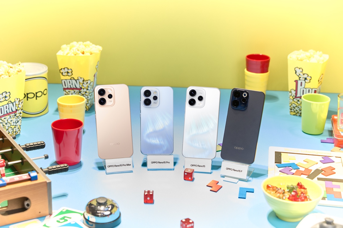 A group of cell phones on a table

AI-generated content may be incorrect.