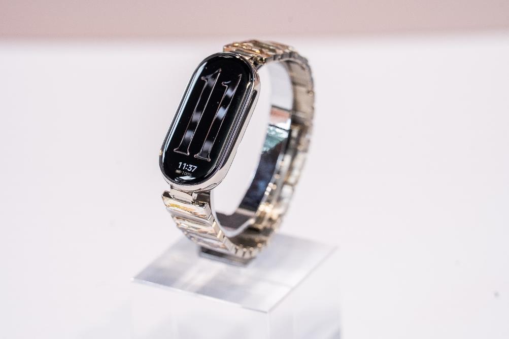 一張含有 時尚配件, 白金, 銀, 珠光寶氣的 的圖片
AI 產生的內容可能不正確。