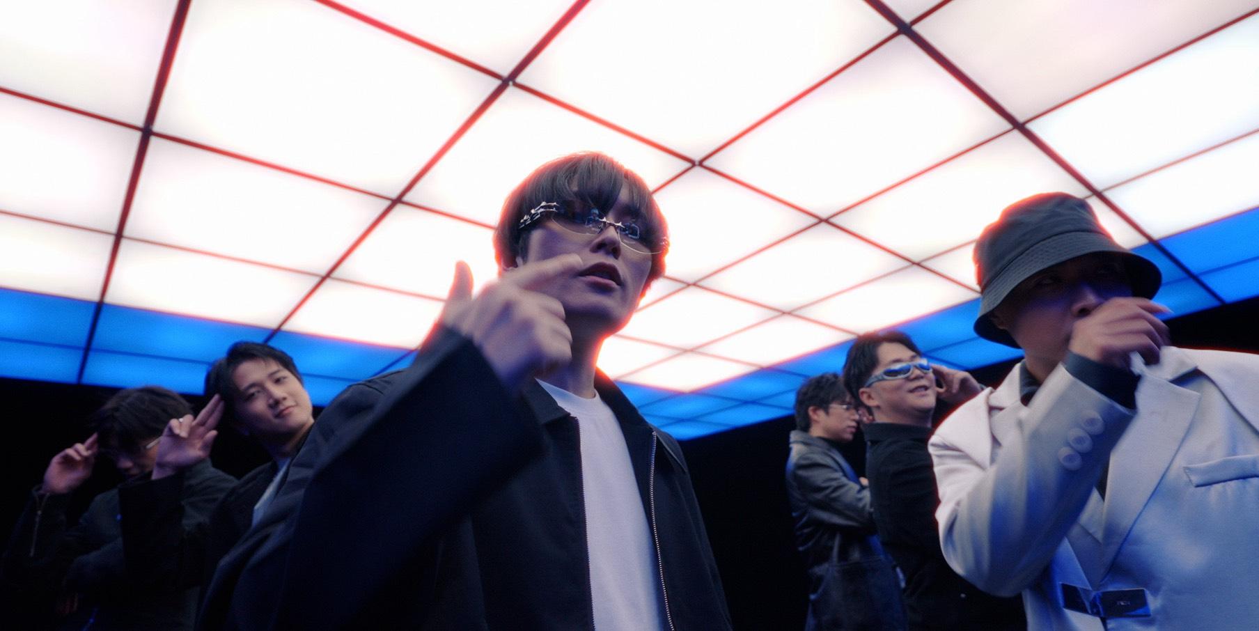 一張含有 服裝, 男人, 人員, 人的臉孔 的圖片

AI 產生的內容可能不正確。