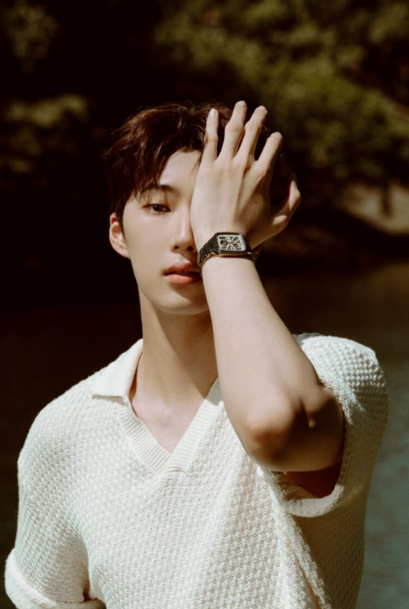 一張含有 人員, 人的臉孔, 服裝, 時尚配件 的圖片
AI 產生的內容可能不正確。