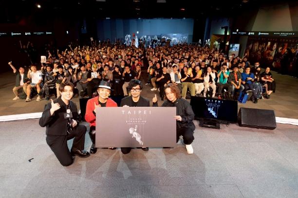 一張含有 服裝, 人員, 觀眾, 男人 的圖片

AI 產生的內容可能不正確。