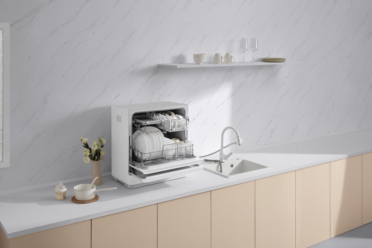 一張含有 牆, 室內, 下沉、洗碗槽, 家用電器 的圖片
AI 產生的內容可能不正確。