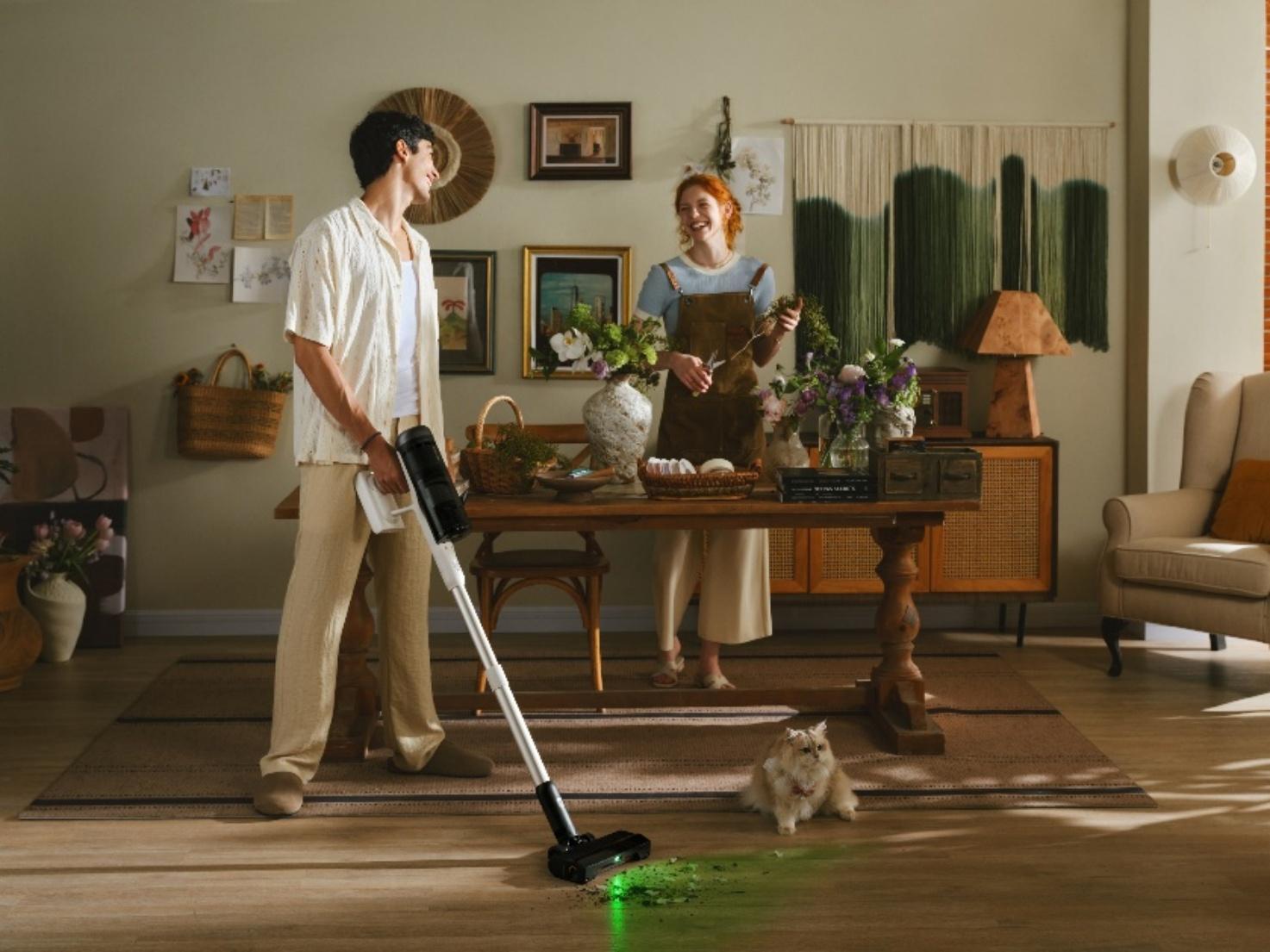 一張含有 室內, 牆, 傢俱, 服裝 的圖片
AI 產生的內容可能不正確。